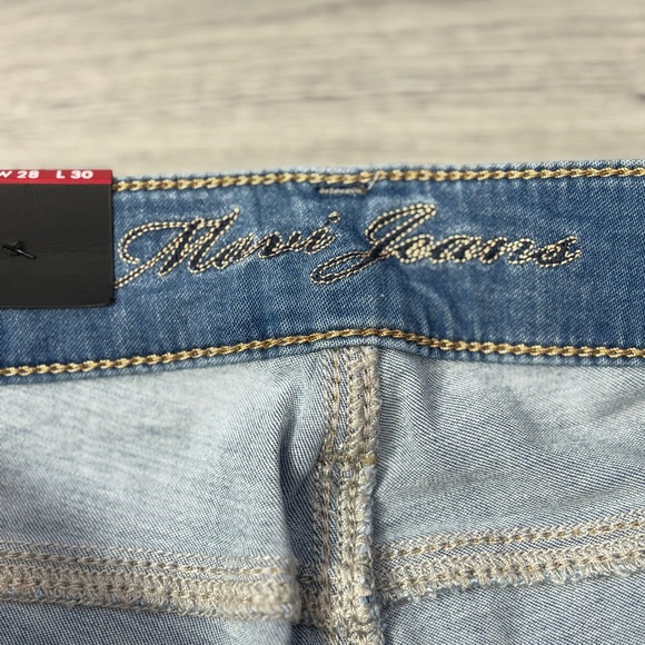 Mavi Alexa Mid Rise Skinny Jean - size 28 NWT - Picture 3 of 8